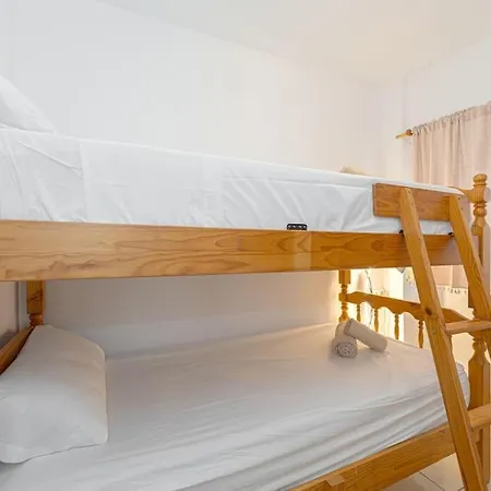 Urb Canada Apartmán *