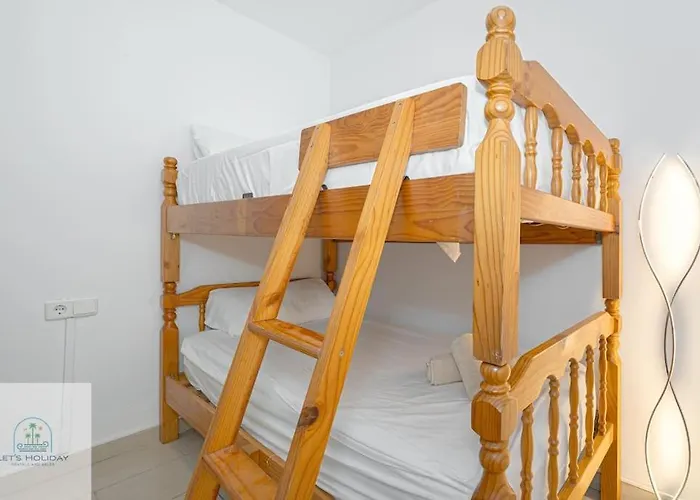 Urb Canada Apartment *